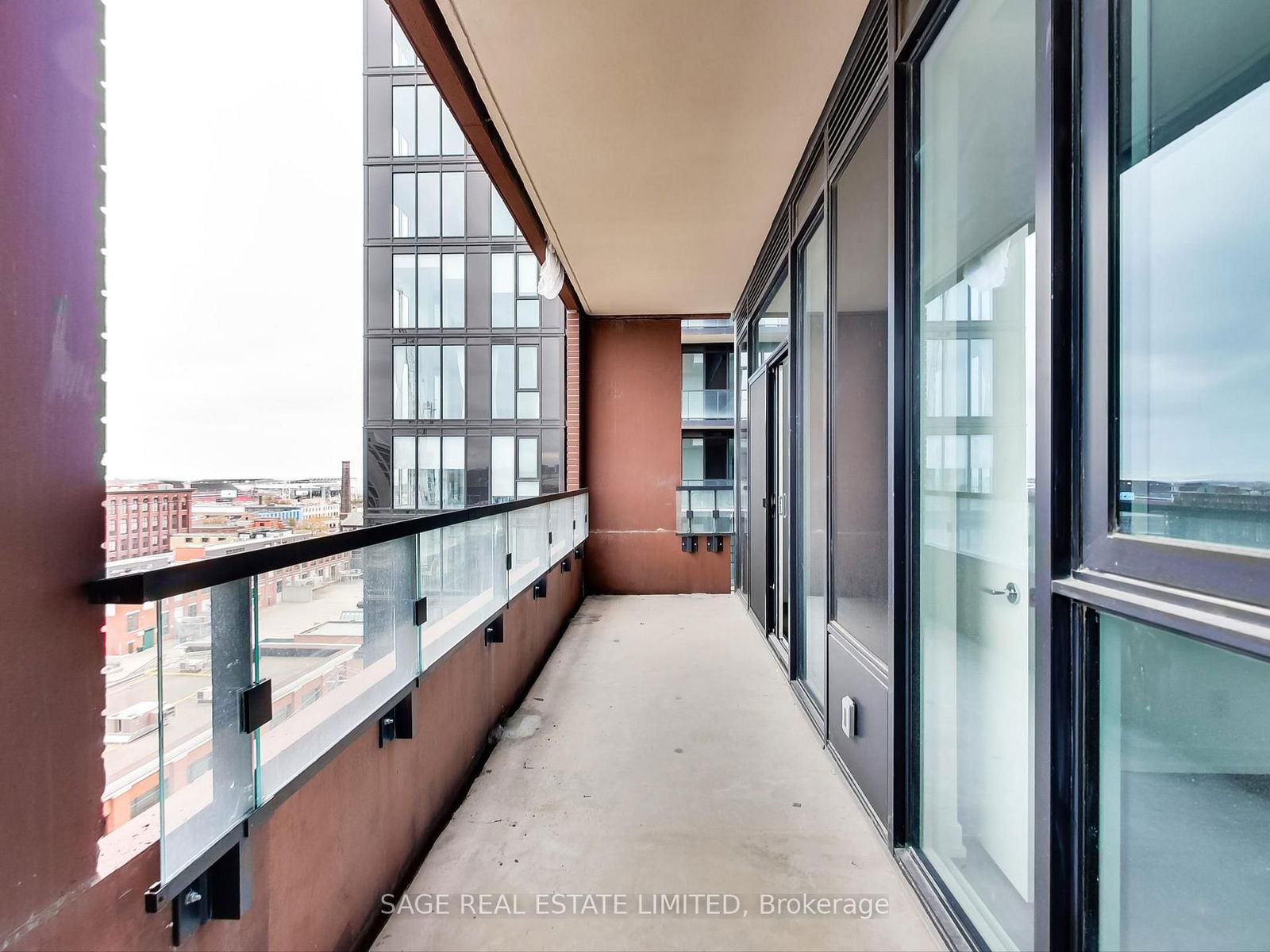 270 Dufferin St, unit 924 for rent