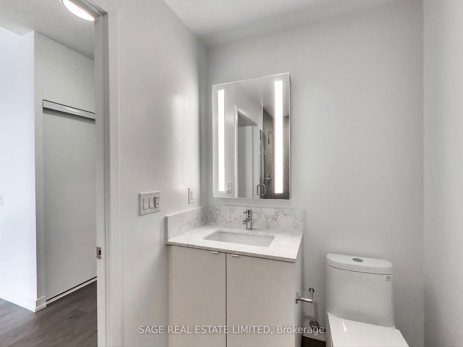 270 Dufferin St, unit 924 for rent