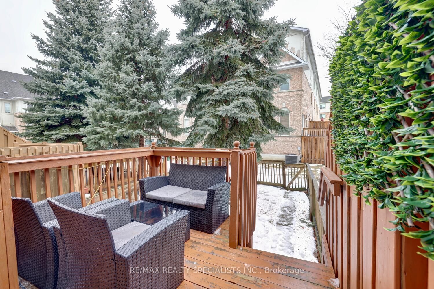 1050 Bristol Road Townhomes, Mississauga, Toronto