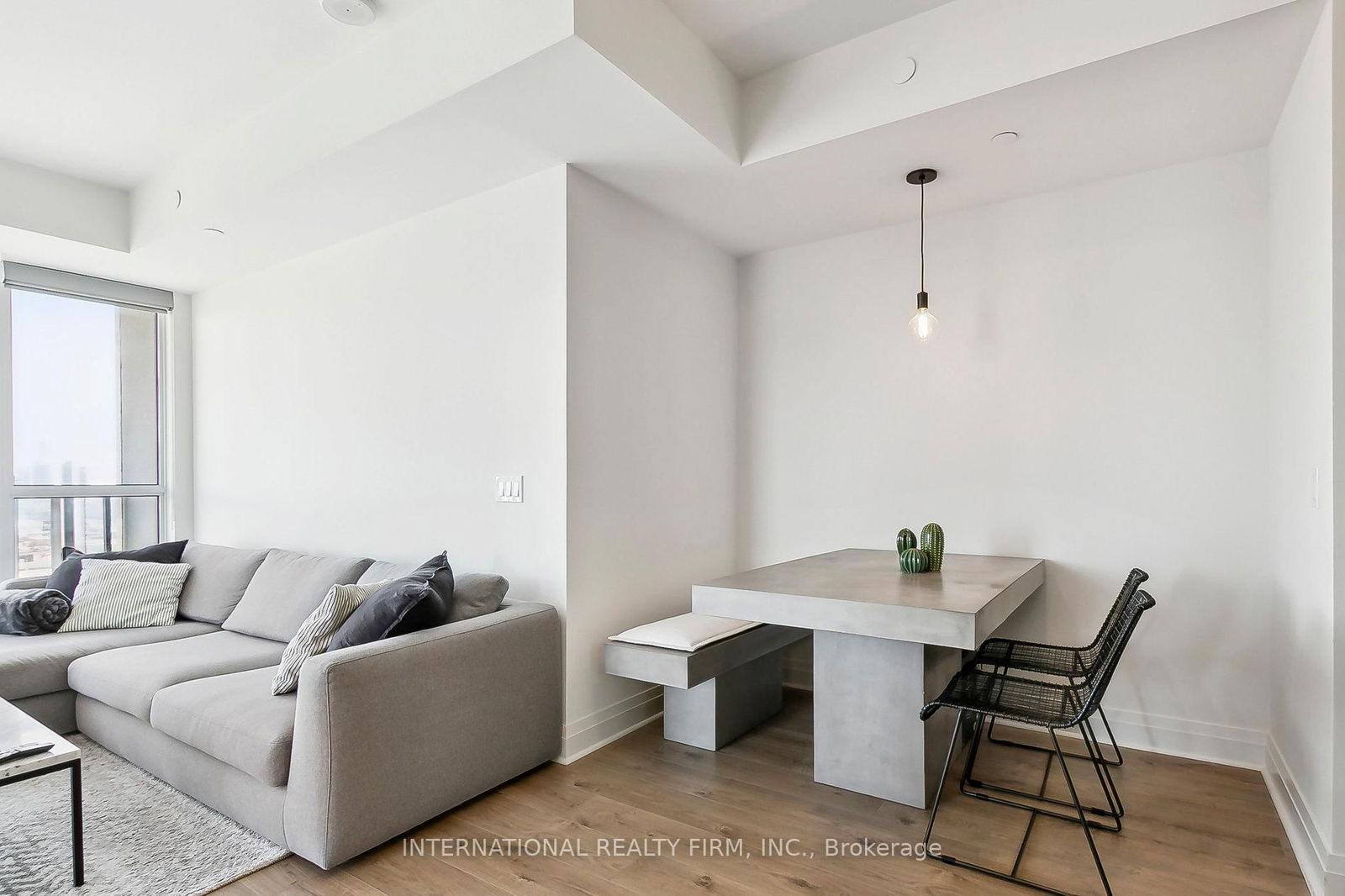 17 Zorra St, unit 1403 for rent