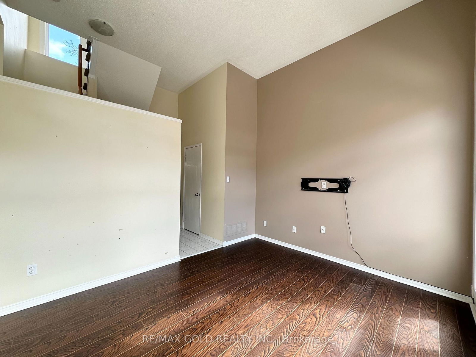 7101 Branigan Gate, unit 37 for rent