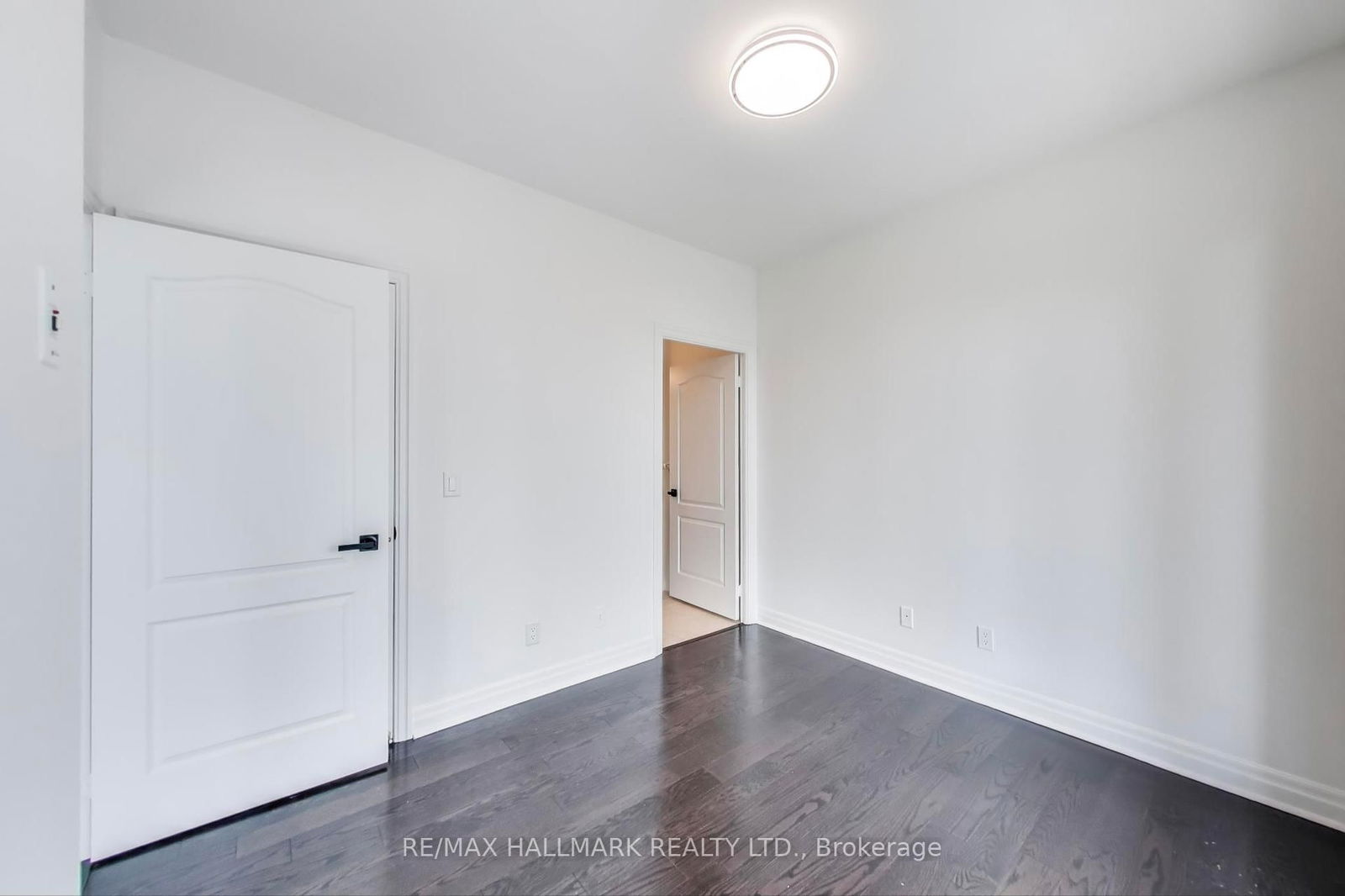 2119 Lake Shore Blvd W, unit 809 for rent