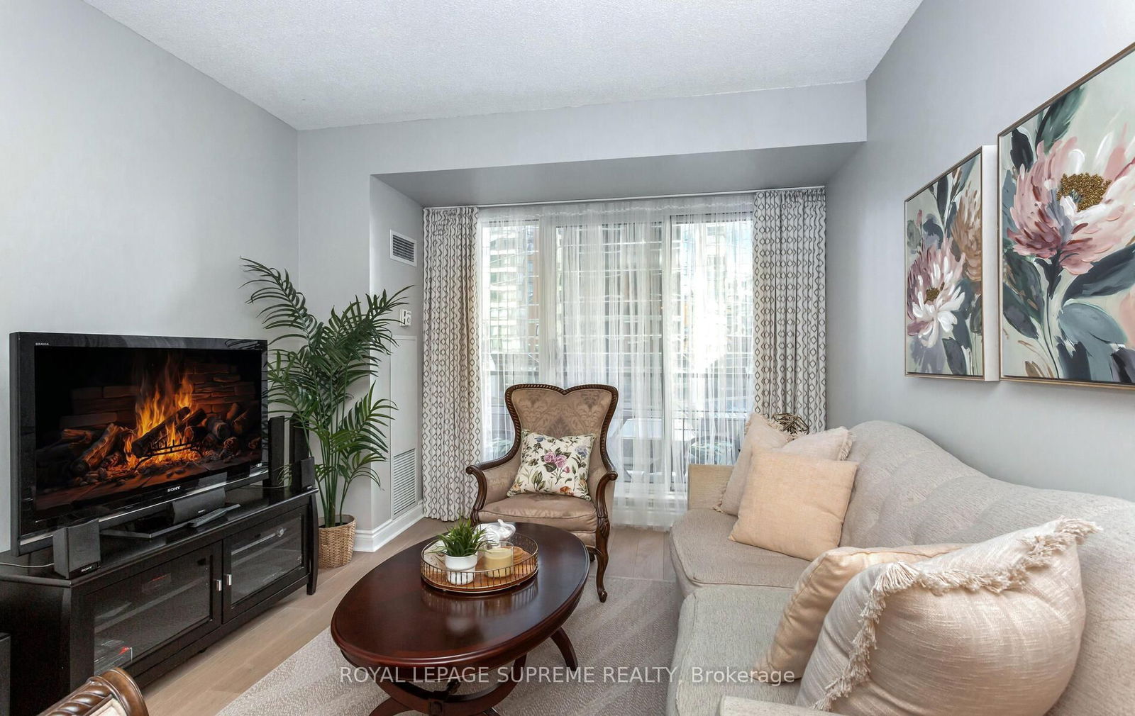 2 Aberfoyle Cres, unit 411 for sale