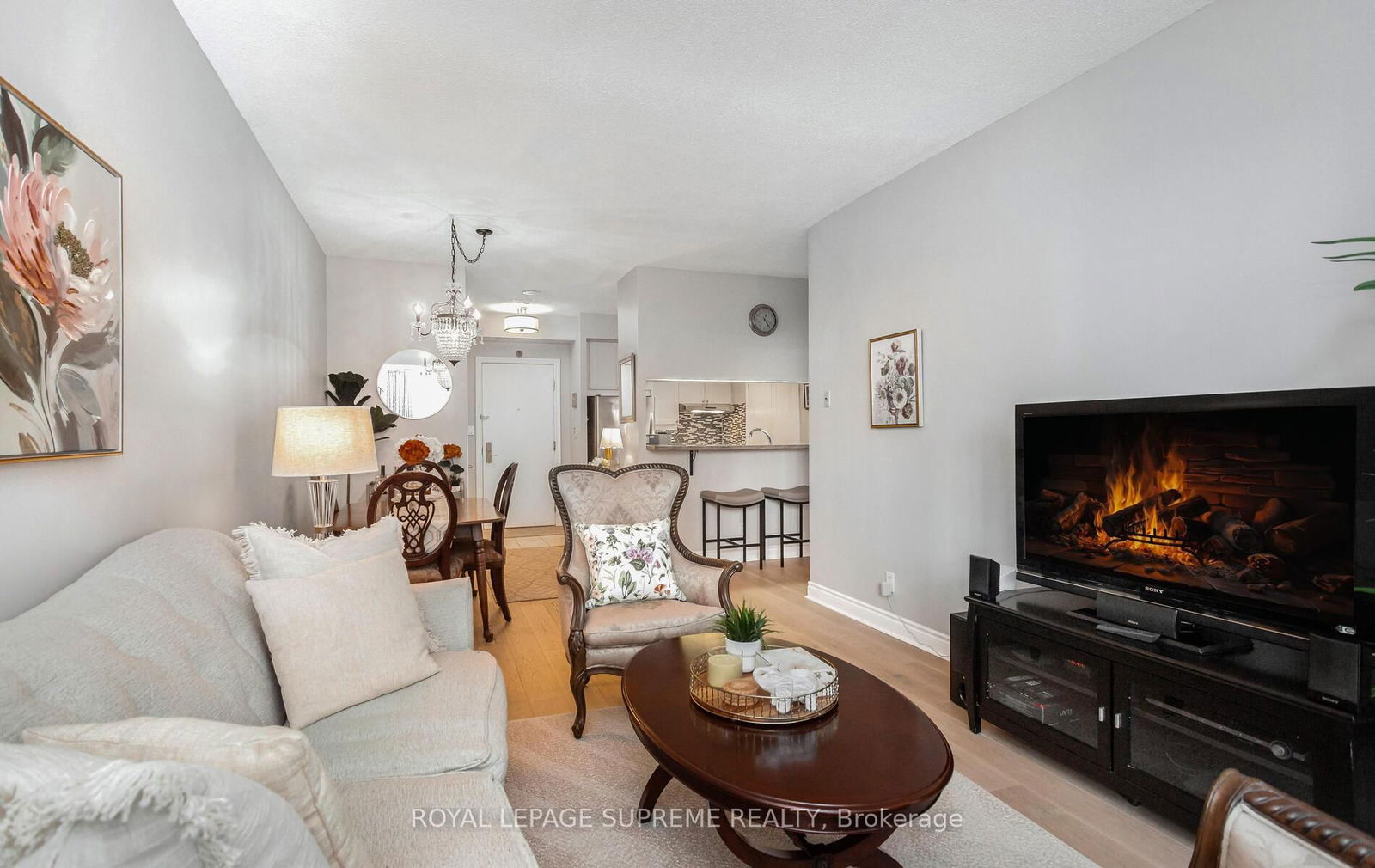 2 Aberfoyle Cres, unit 411 for sale