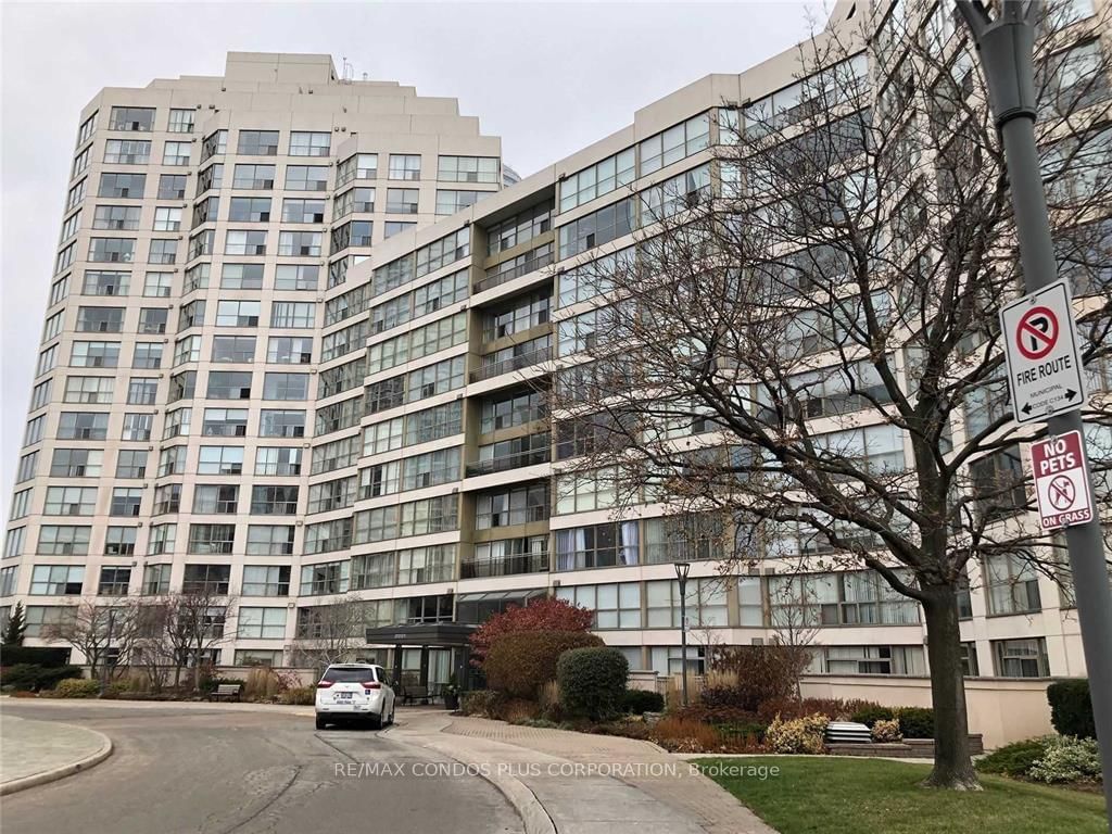 2261 Lake Shore Blvd W, unit 906 for rent