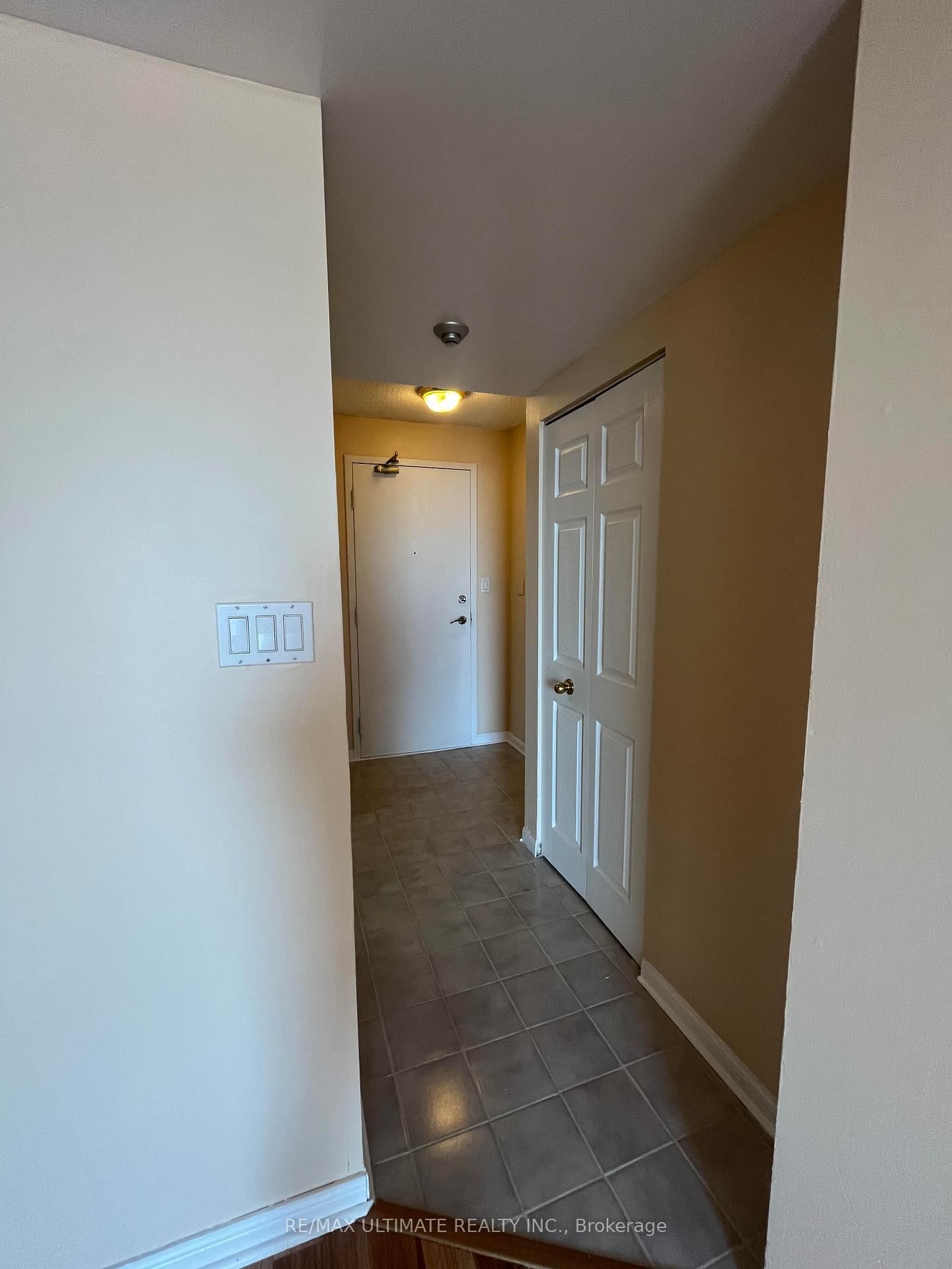 3 Hickory Tree Rd, unit 1502 for rent