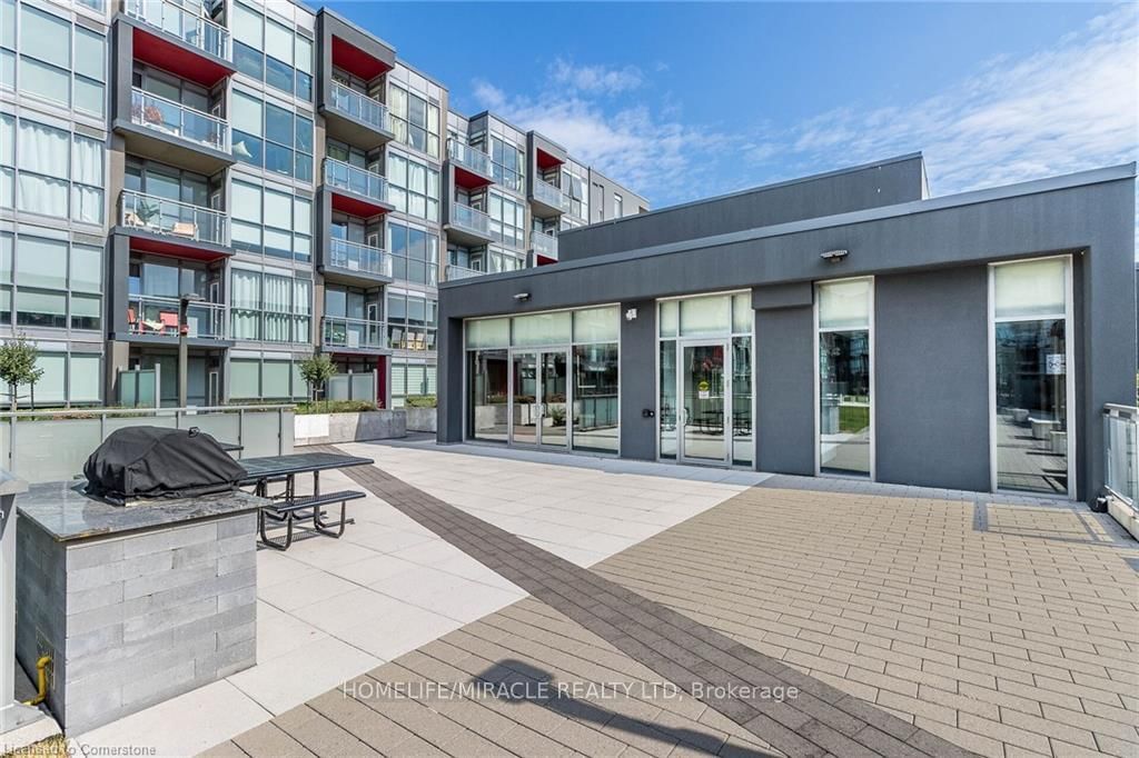 5240 Dundas St, unit B414 for sale