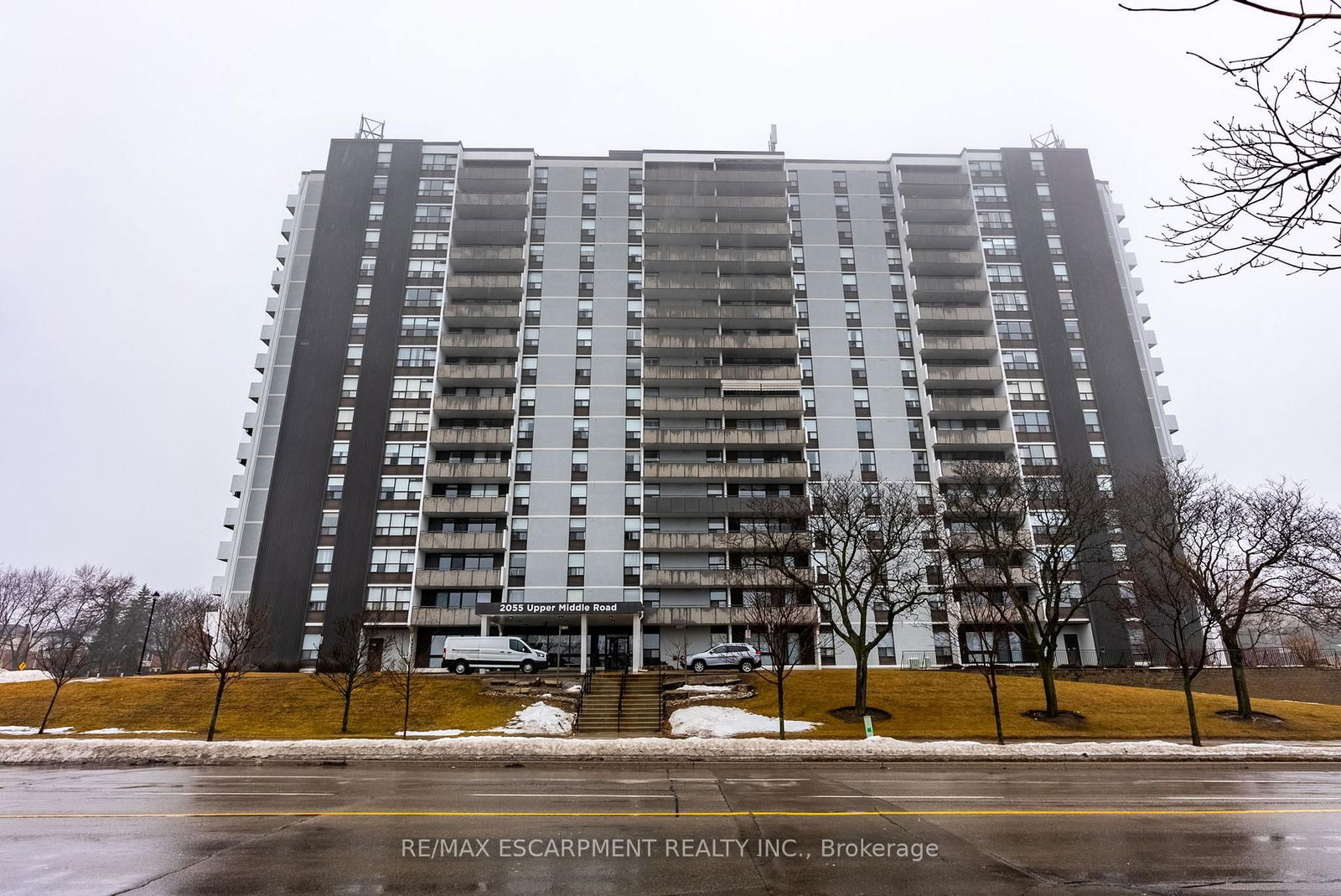 2055 Upper Middle Rd, unit 306 for sale