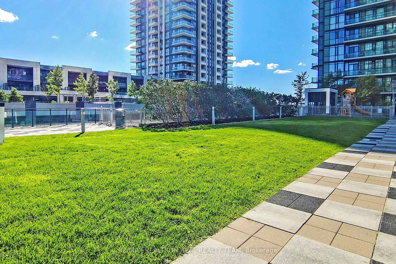 4070 Confederation Pkwy, unit 2205 for sale