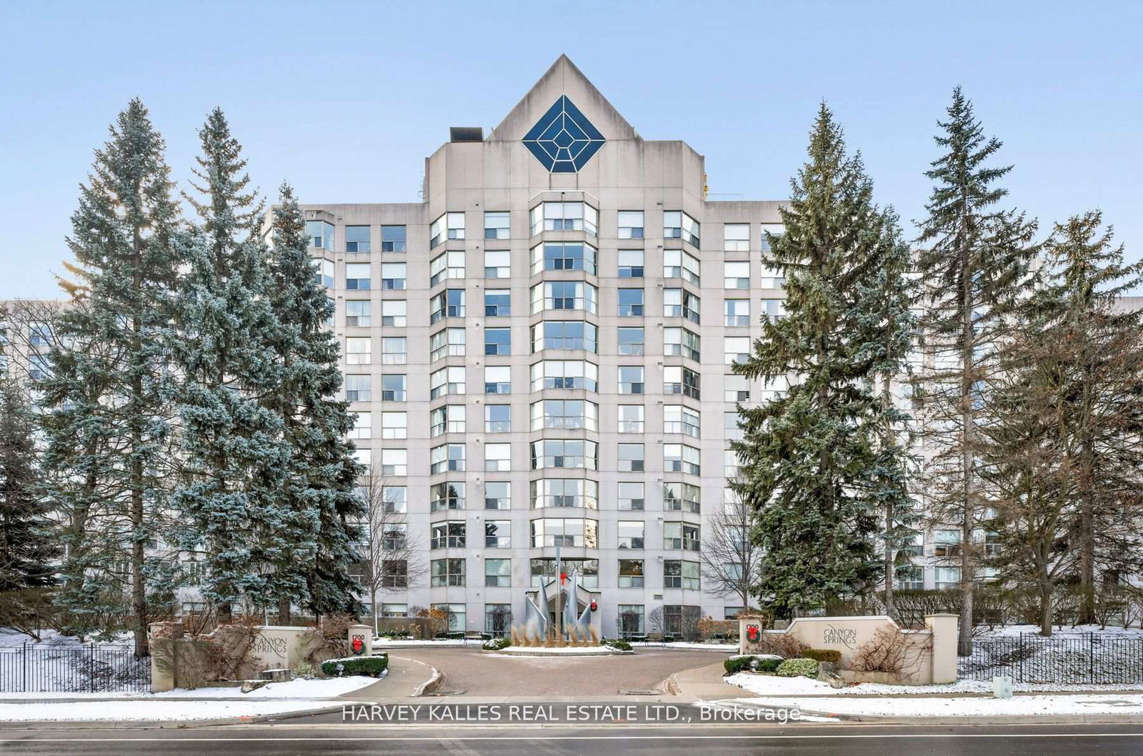 1700 The Collegeway, unit 605 for sale