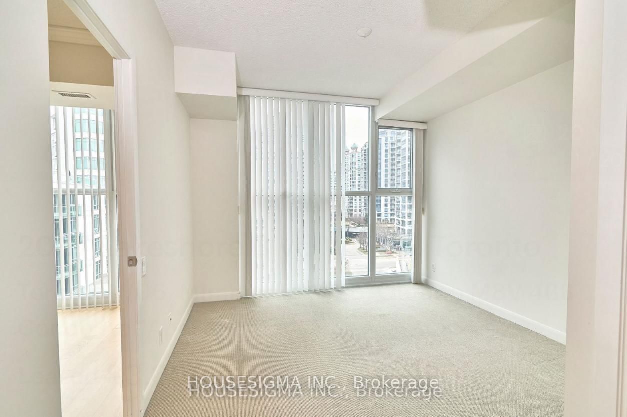 2067 Lakeshore Blvd W, unit 506 for rent