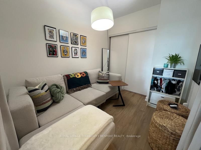 430 Roncesvalles Ave, unit 308 for rent