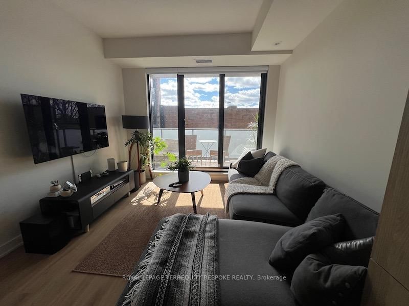 430 Roncesvalles Ave, unit 308 for rent