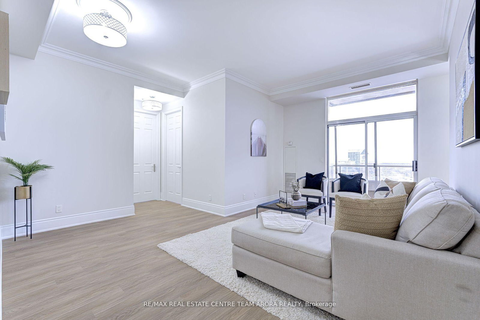 3888 Duke Of York Blvd, unit Ph19 for sale