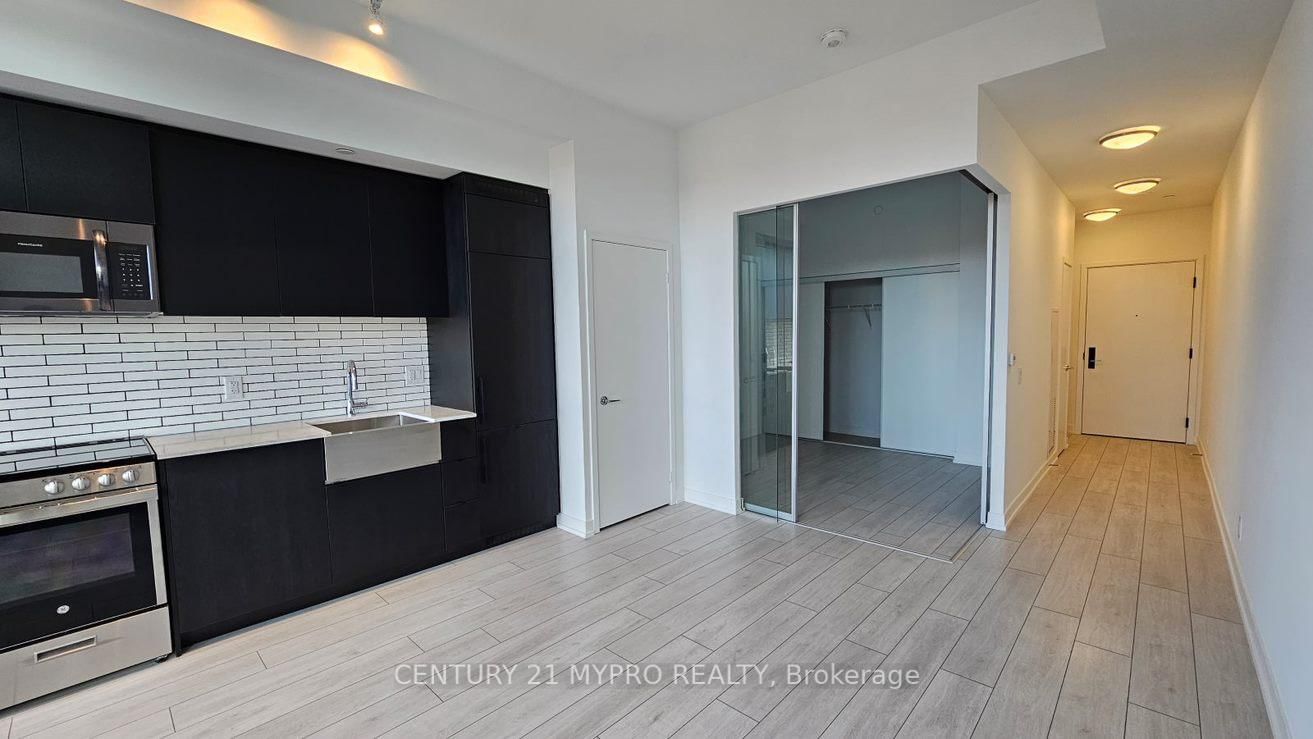 270 Dufferin St, unit 423 for rent