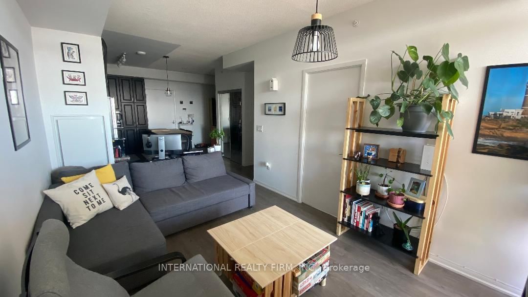 3091 Dufferin St, unit 601 for rent