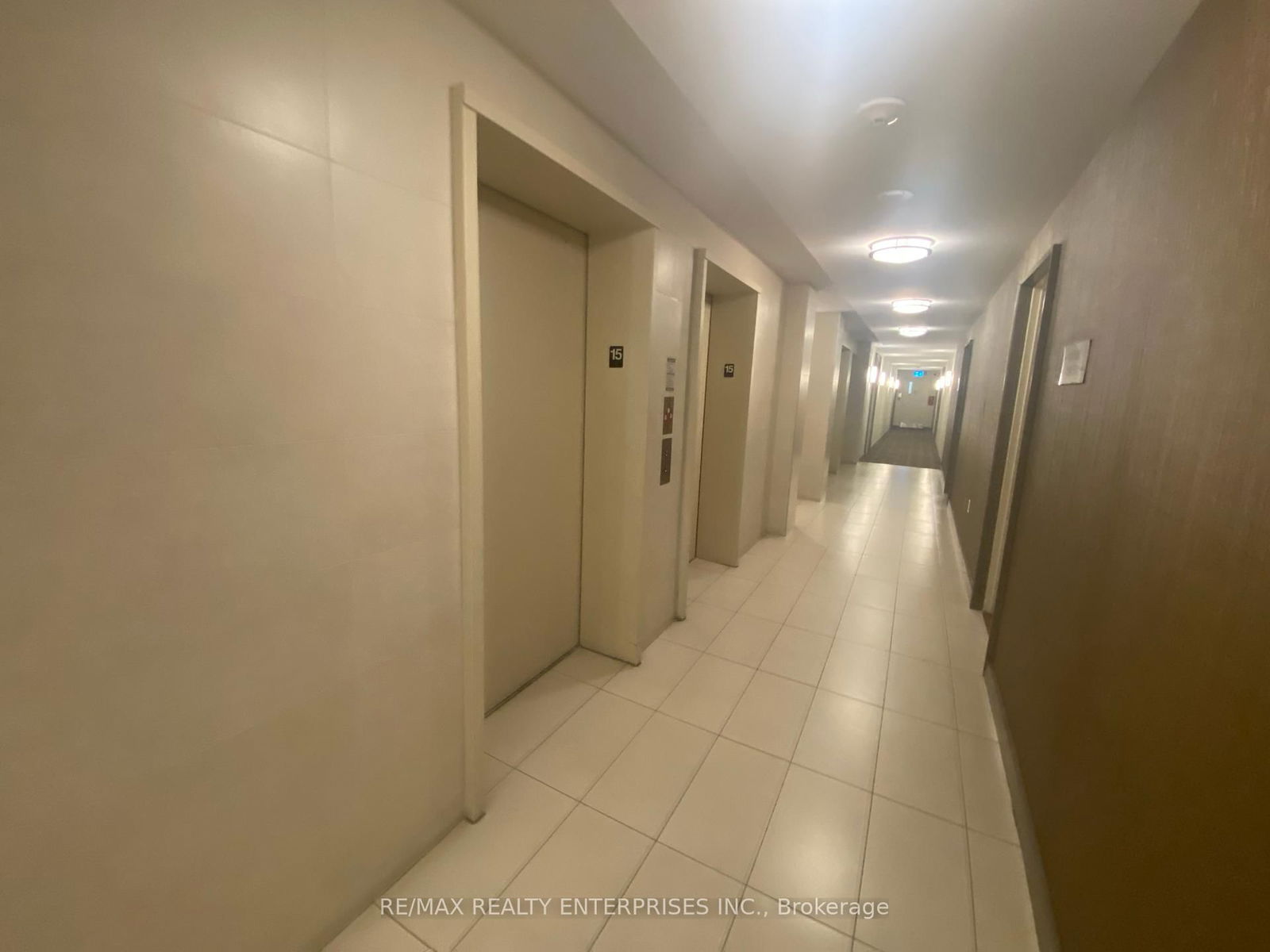 215 Queen St E, unit 1511 for rent