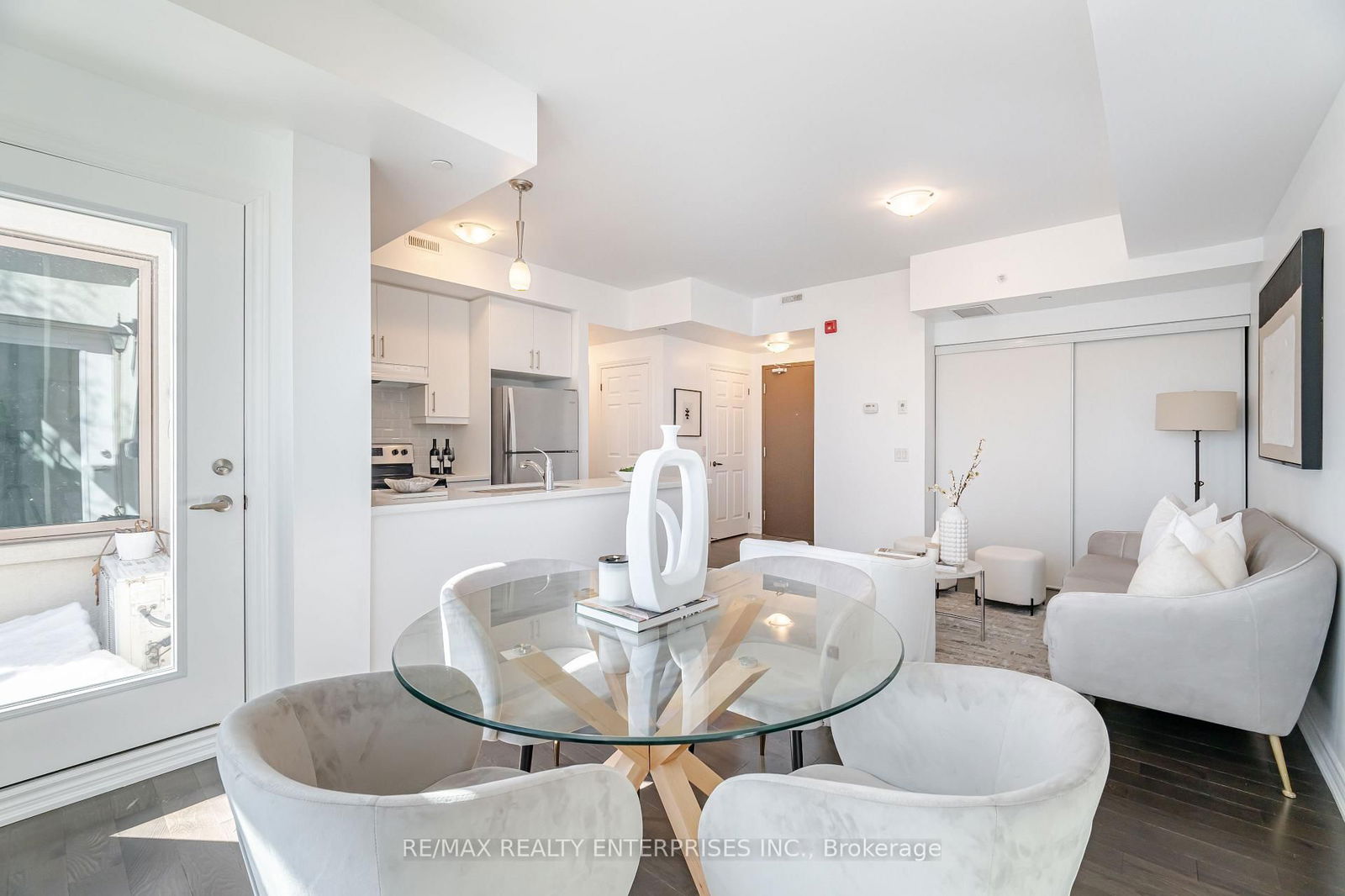 215 BROADWAY St, unit 307 for sale