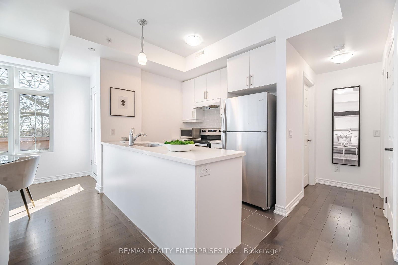 215 BROADWAY St, unit 307 for sale