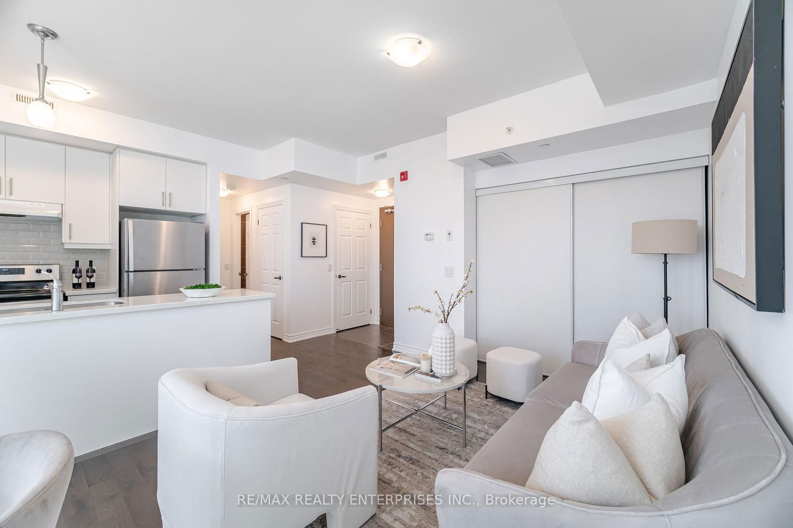 215 BROADWAY St, unit 307 for sale