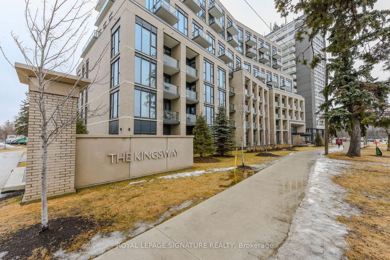 293 The Kingsway, unit 210 for sale