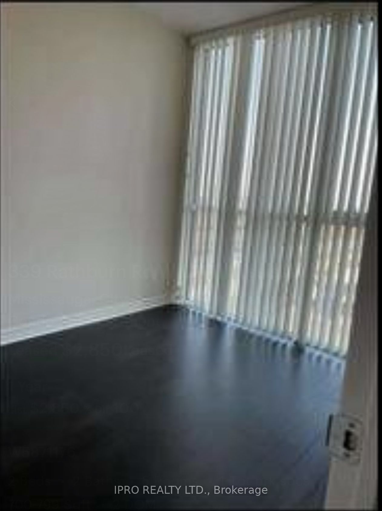 339 Rathburn Rd W, unit 2217 for rent