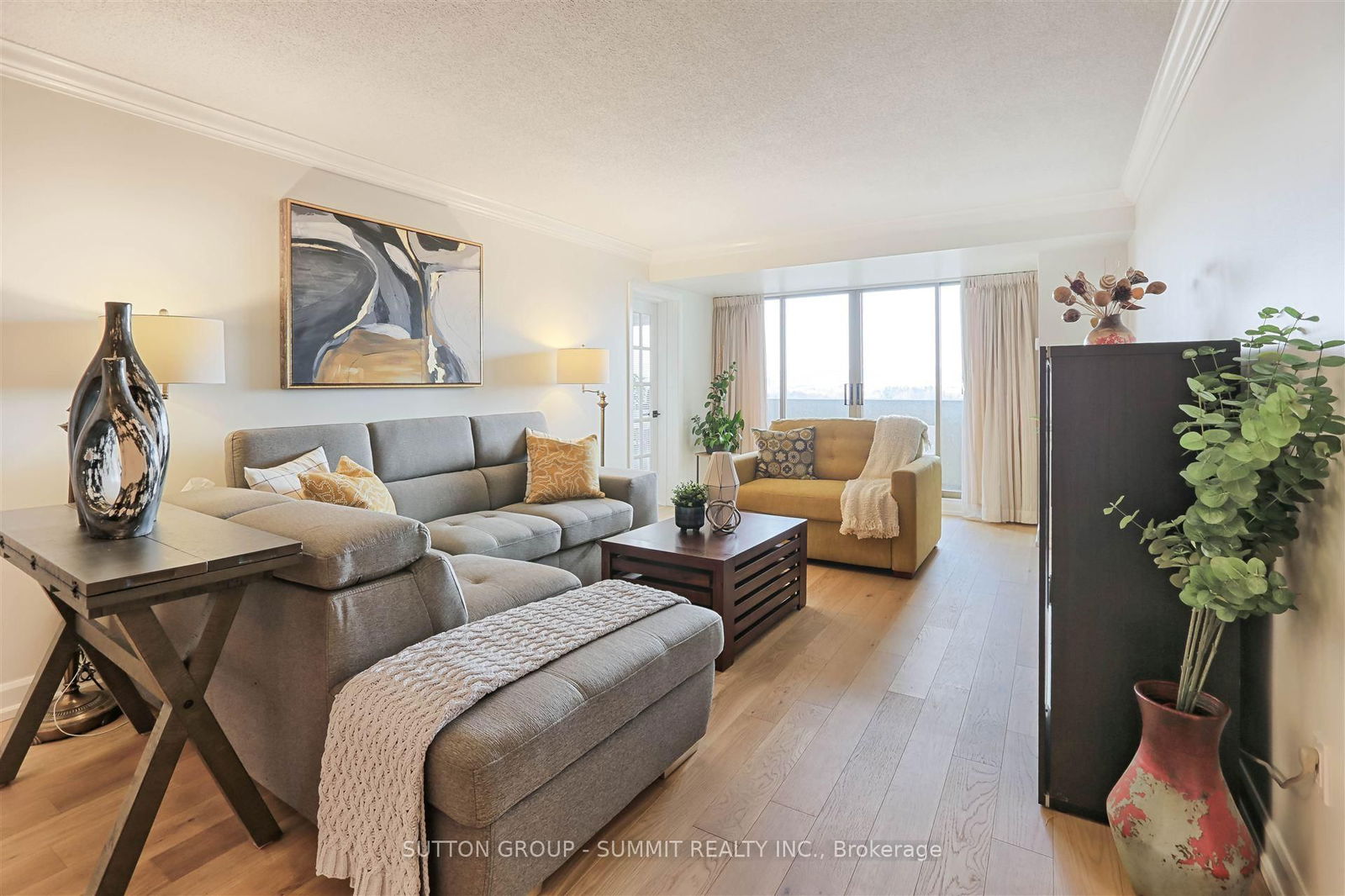 1201 North Shore Blvd E, unit 1002 for sale