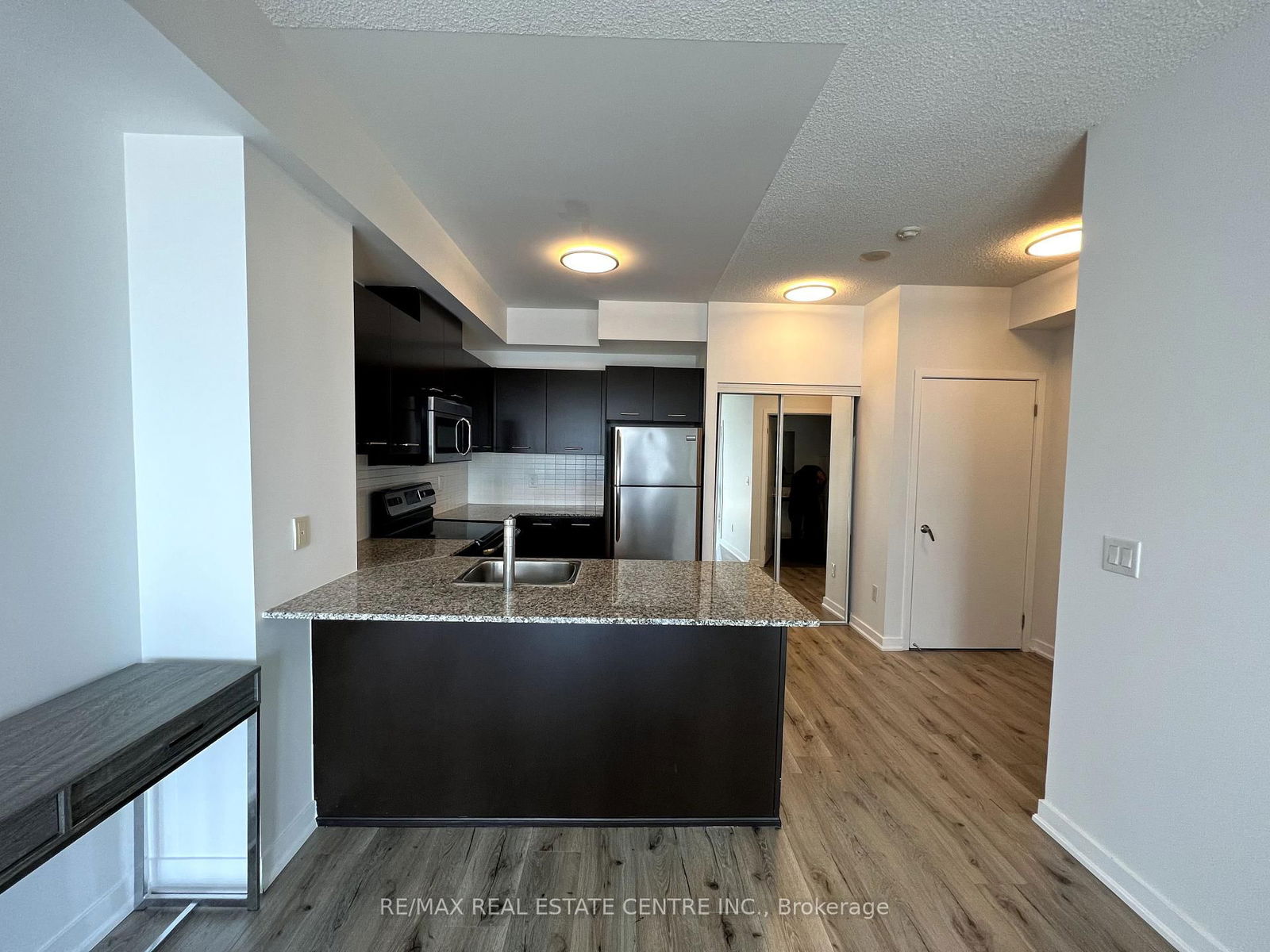 365 Prince Of Wales Dr, unit 1006 for rent