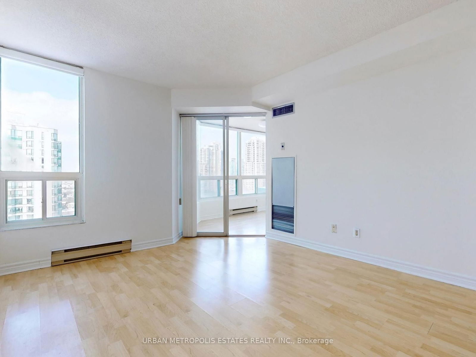 4450 Tucana Crt W, unit 1806 for rent