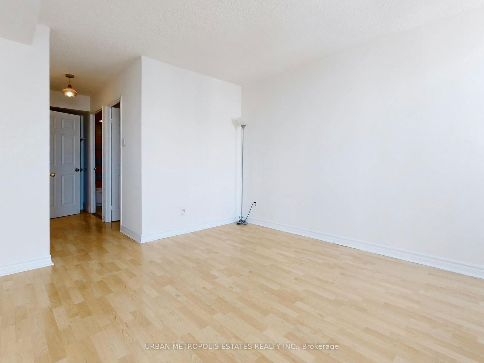 4450 Tucana Crt W, unit 1806 for rent