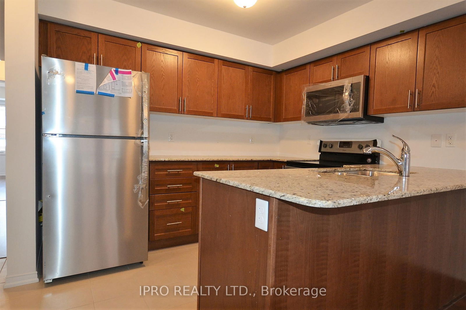 2472 Post Rd, unit #10 for rent