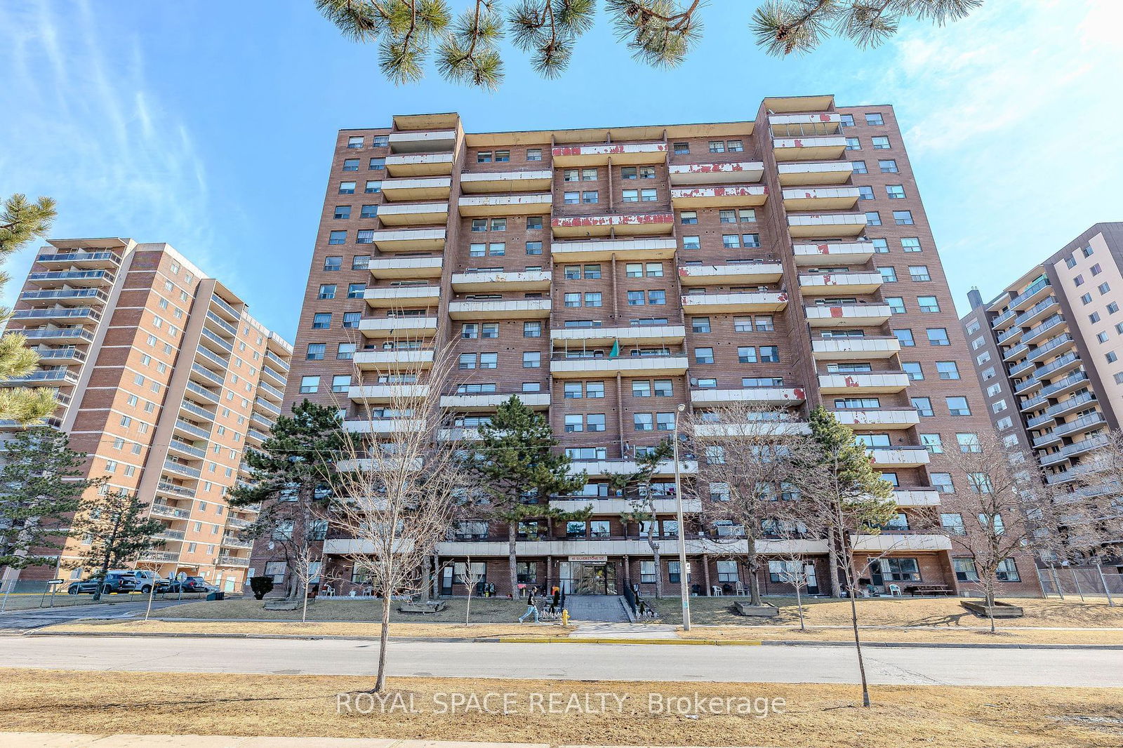 45 Silverstone Drive Condos, Etobicoke, Toronto