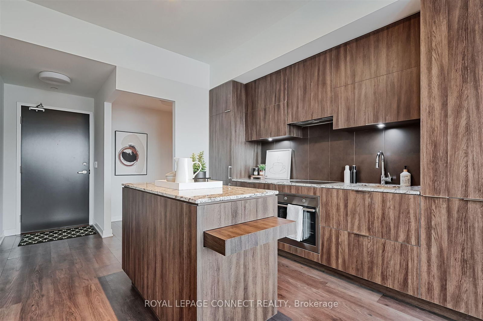 1990 Bloor St W, unit 612 for sale