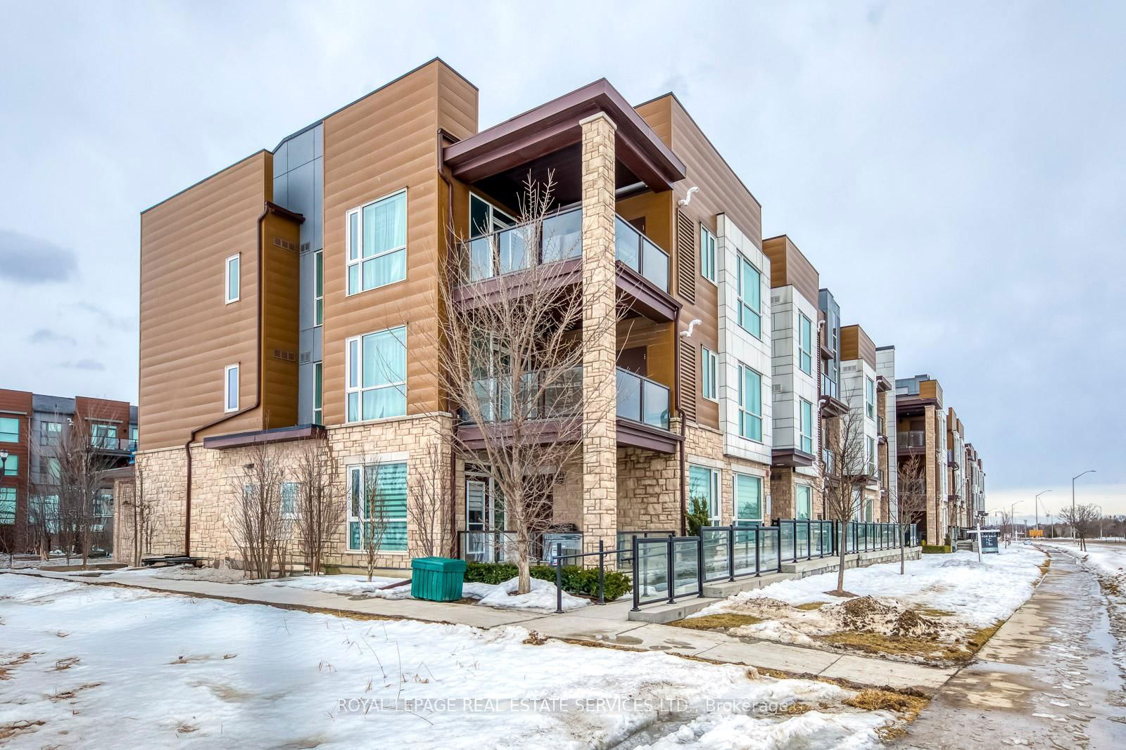 2393 Bronte Rd, unit 302 for sale