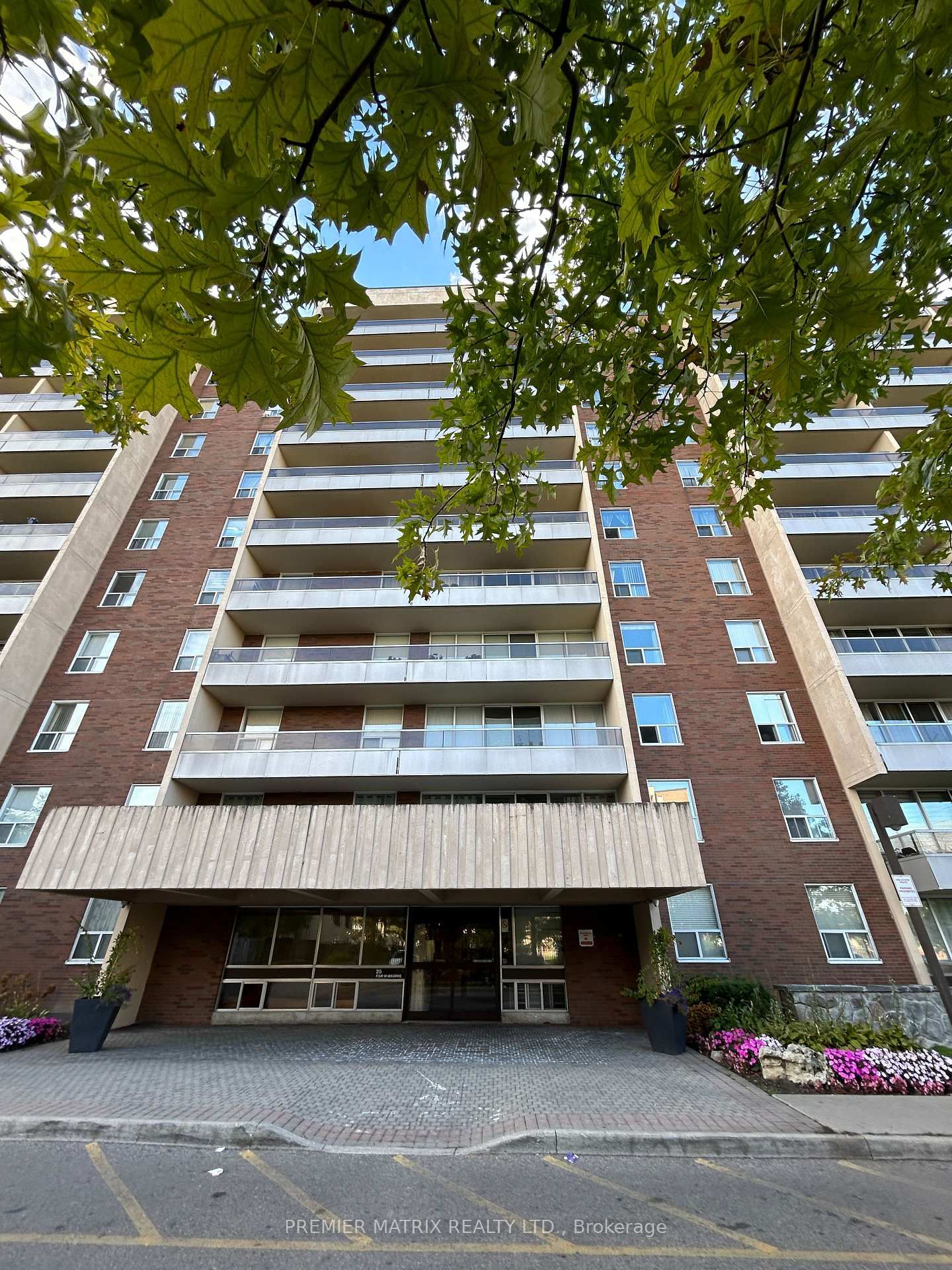 25 Four Winds Dr, unit 404 for rent