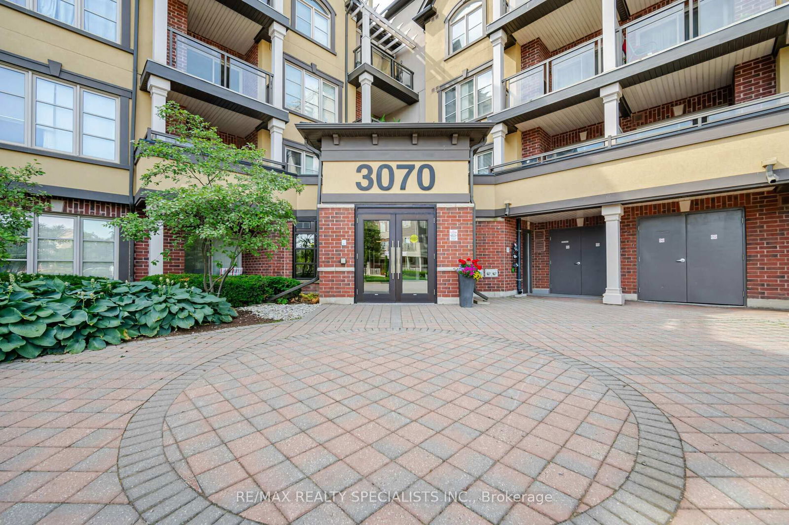 3070 Rotary Way, unit 105 for sale