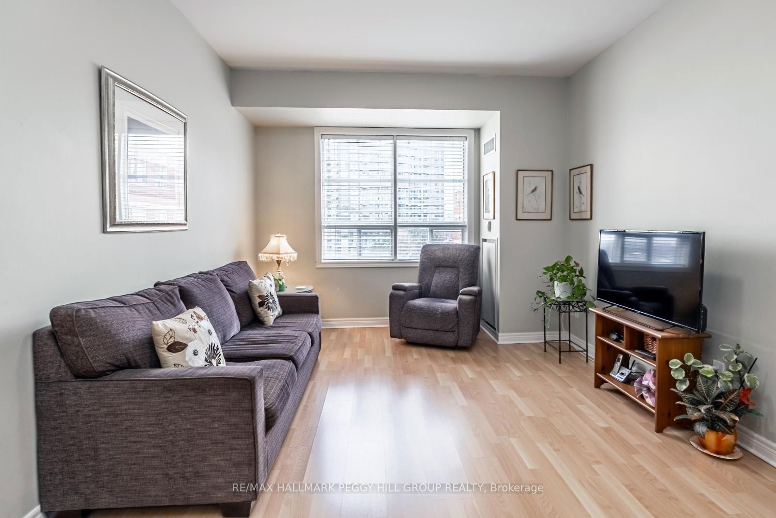 1415 Lawrence Ave W, unit 319 for sale