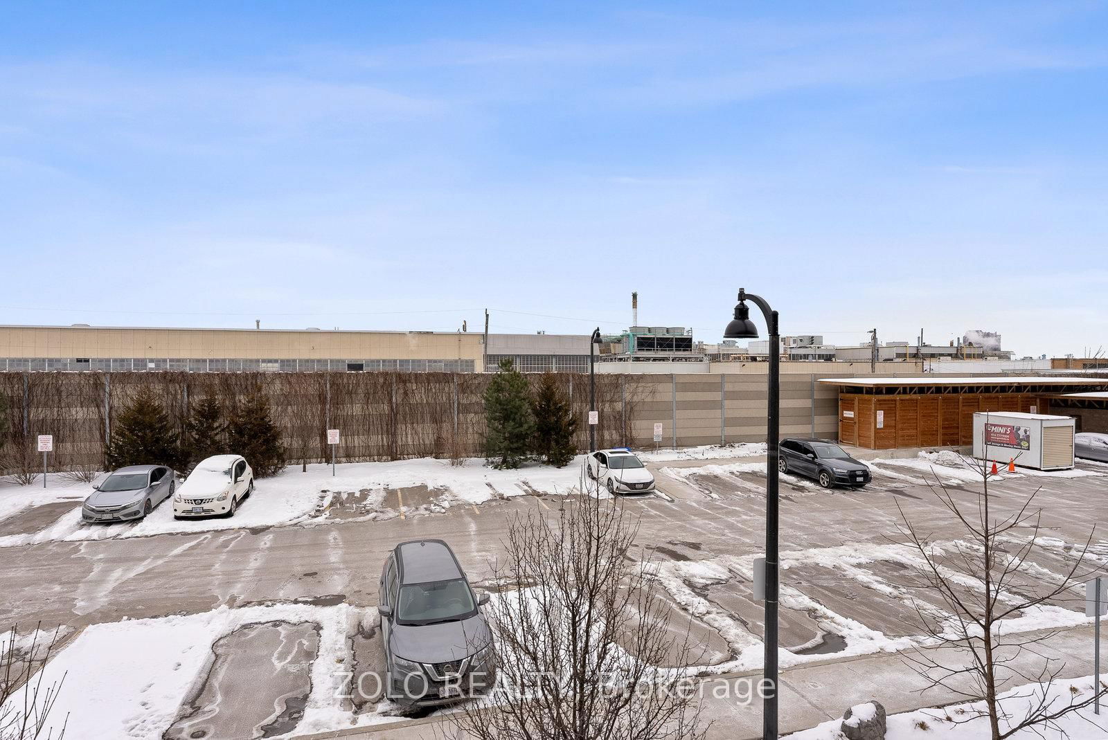 171 William Duncan Rd, unit 4 for sale