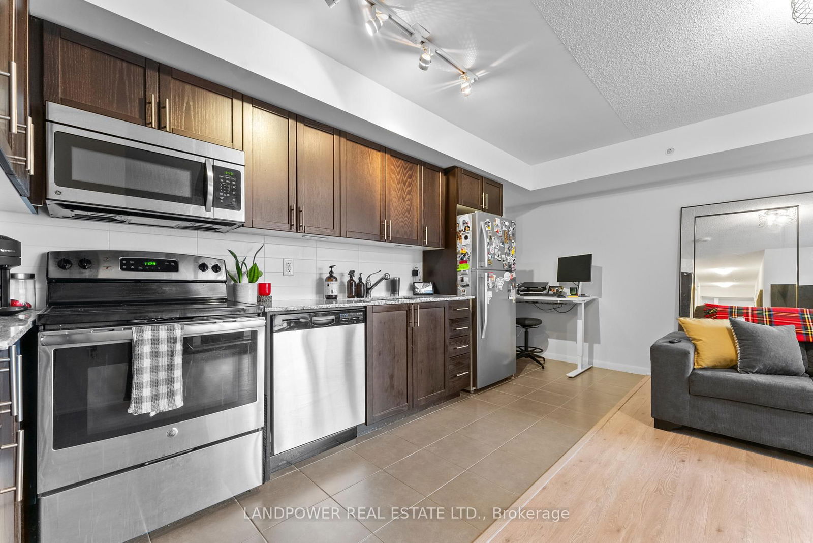 830 Lawrence Ave W, unit 724 for sale