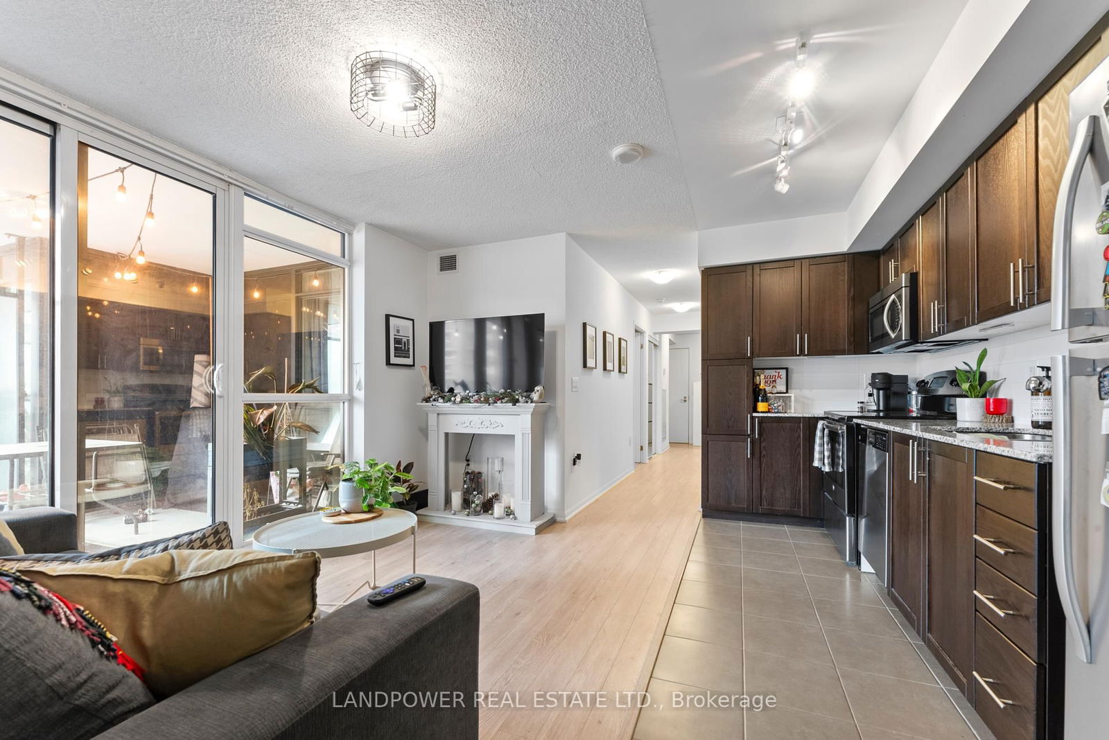 830 Lawrence Ave W, unit 724 for sale