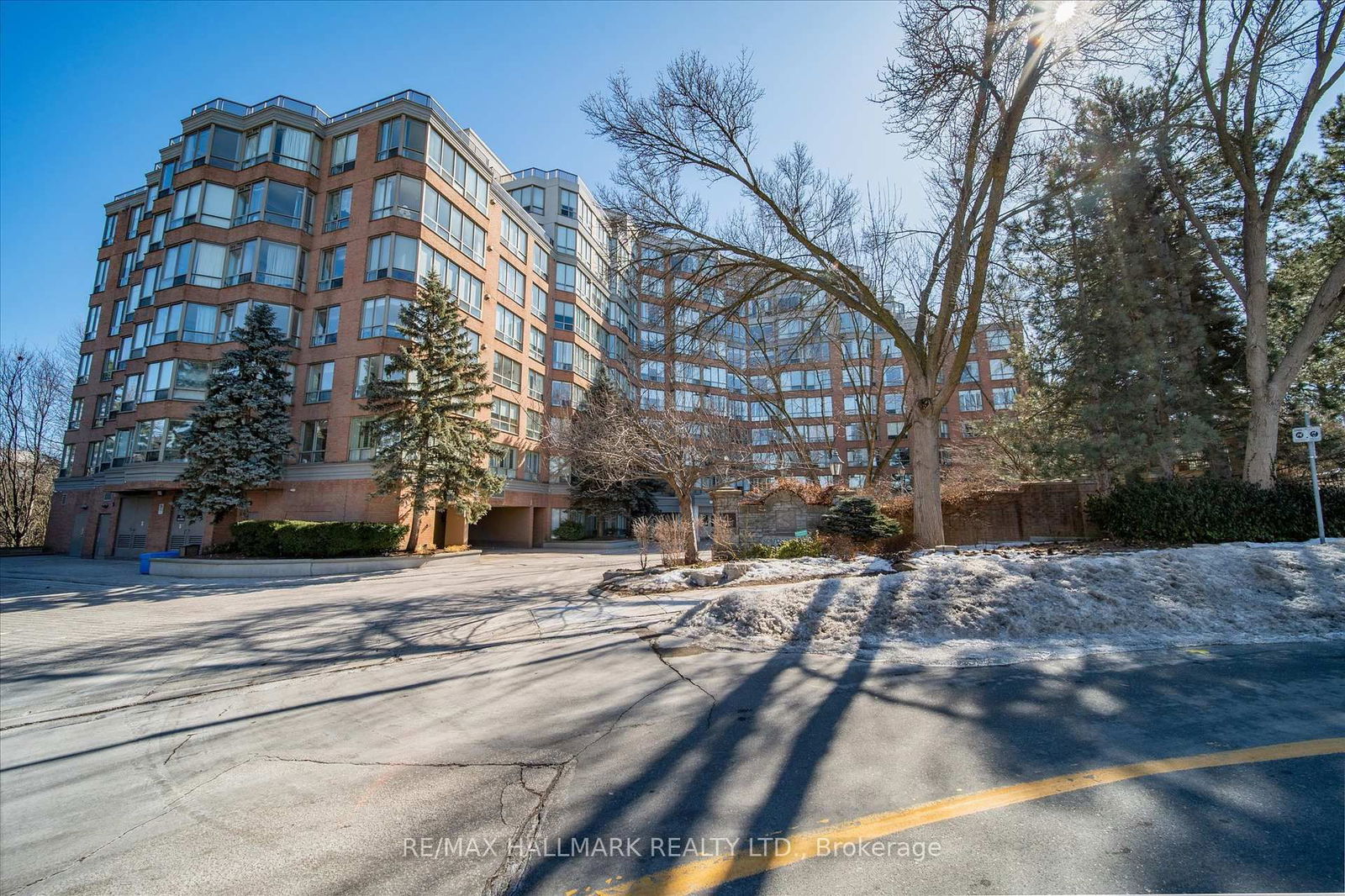 1 Ripley Ave, unit 116 for sale