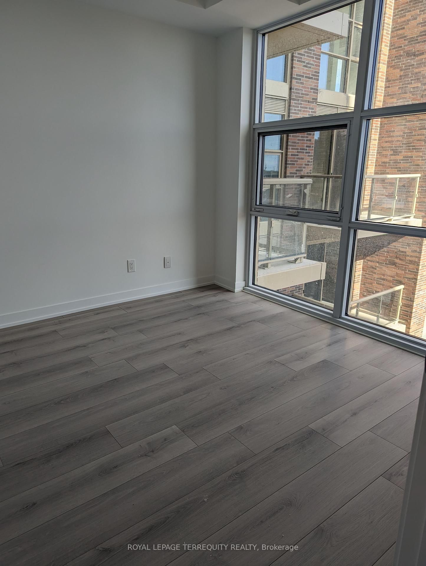 1787 St Clair Ave W, unit 529 for rent