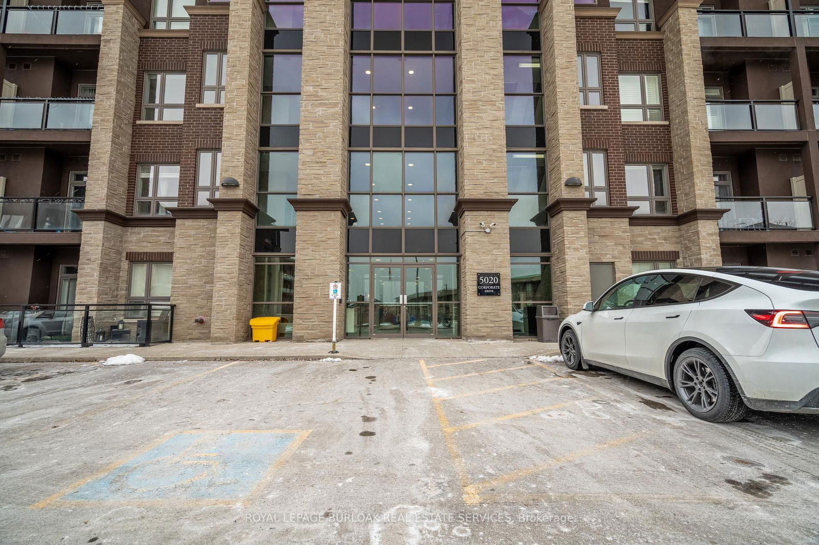 5020 Corporate Dr, unit 408 for sale