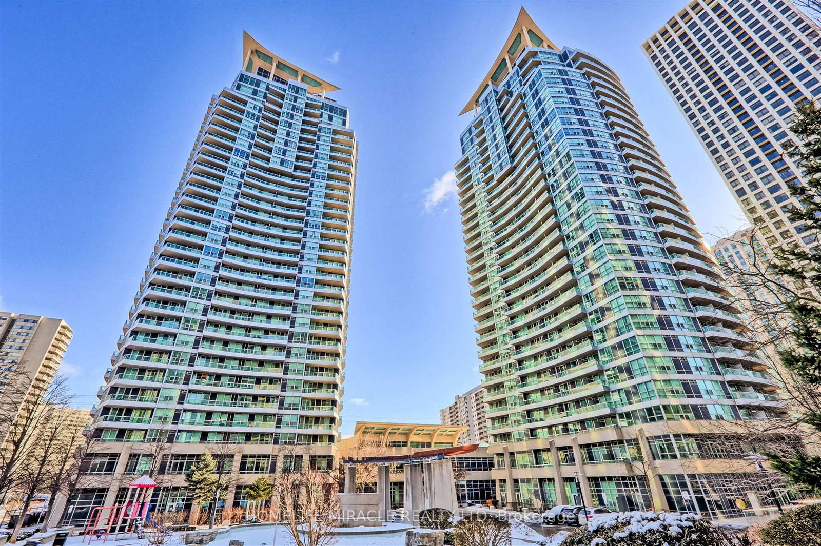 One City Centre Condos, Mississauga, Toronto