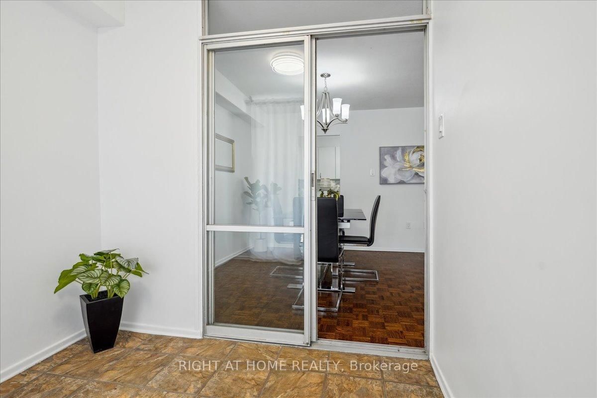 15 La Rose Ave, unit 115 for sale