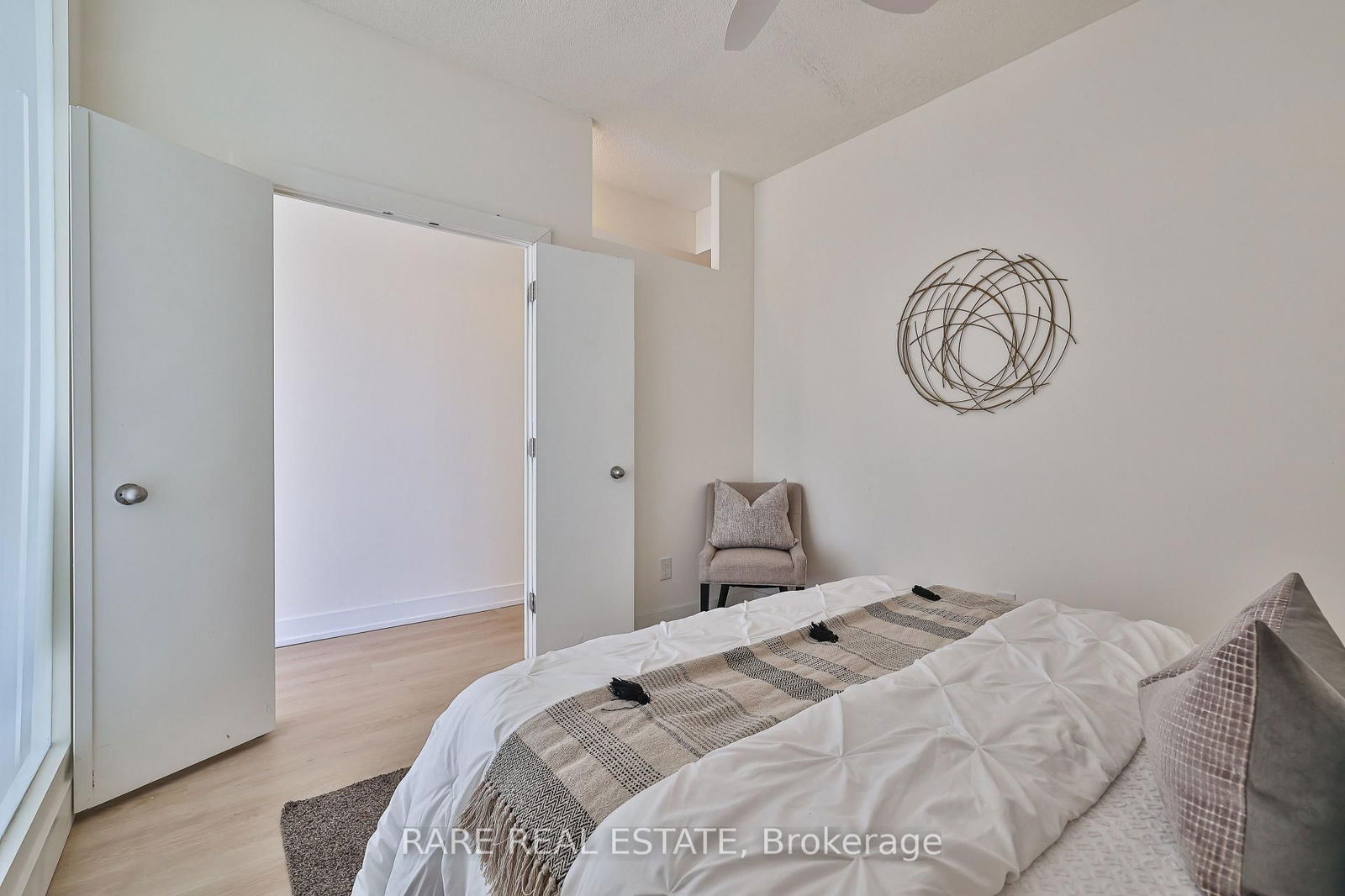 1638 Bloor St W, unit 607 for sale