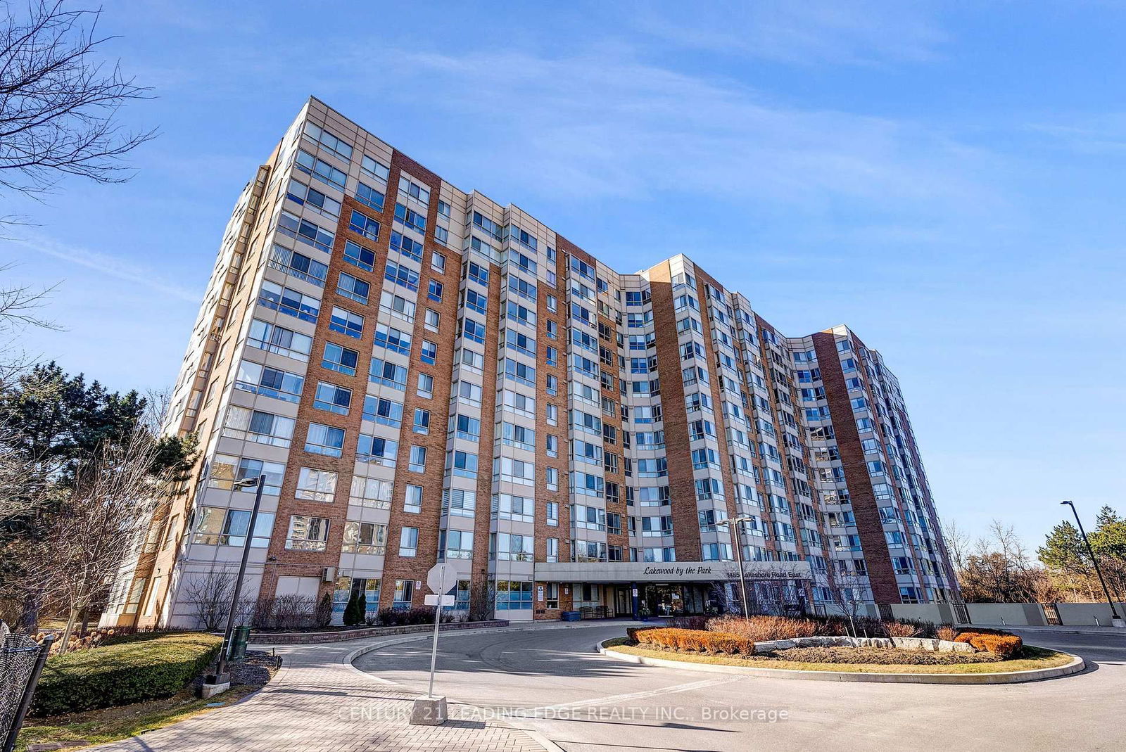 1485 Lakeshore Rd E, unit 115 for sale