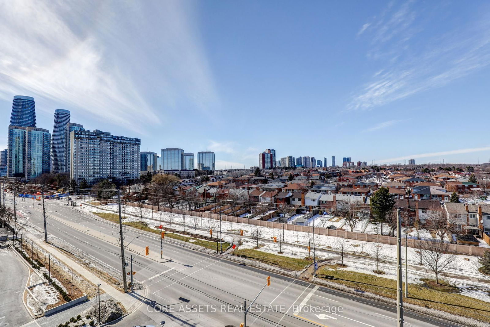 202 Burnhamthorpe Rd E, unit 606E for rent