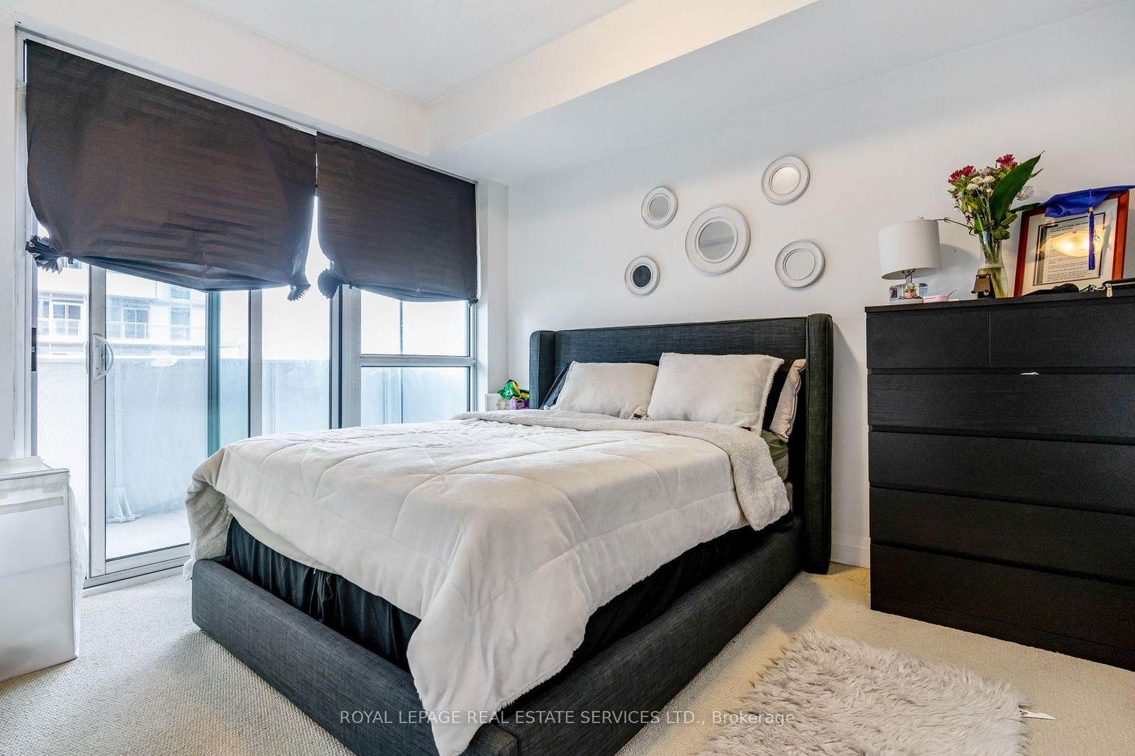 55 Speers Rd, unit 612 for sale