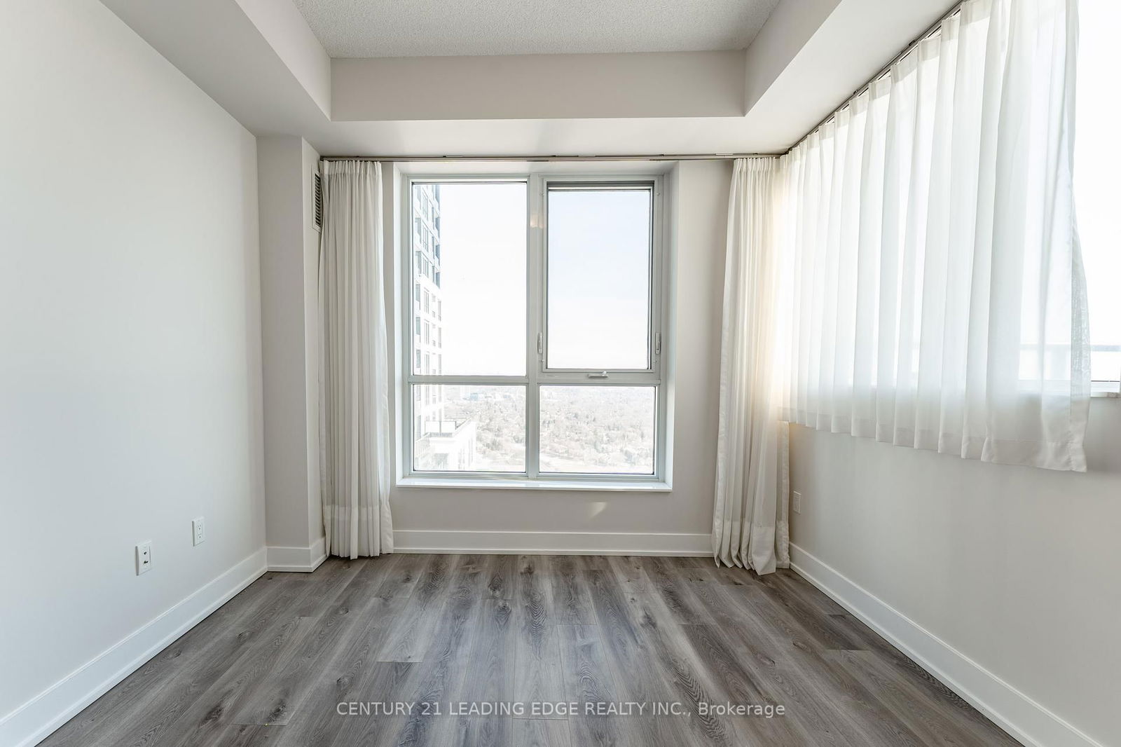 7 MABELLE Ave, unit 3807 for sale